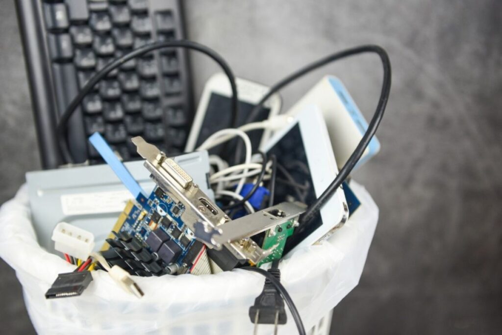 Como reducir el e-waste desde tu empresa